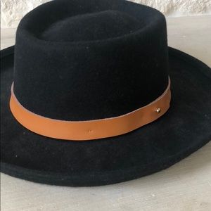 Gigi Pip Hat